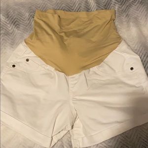 Maternity shorts